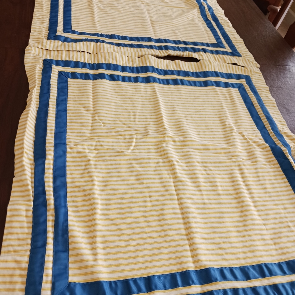 Waverly 2 Euro pillow shams yellow blue trim